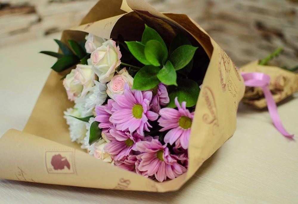 Букет цветов из: Розы и Хризантемы в Краснозёрском