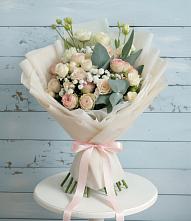 Букет цветов из:  Розы и Лизиантусы #REPLACE_PRED# Краснозёрском