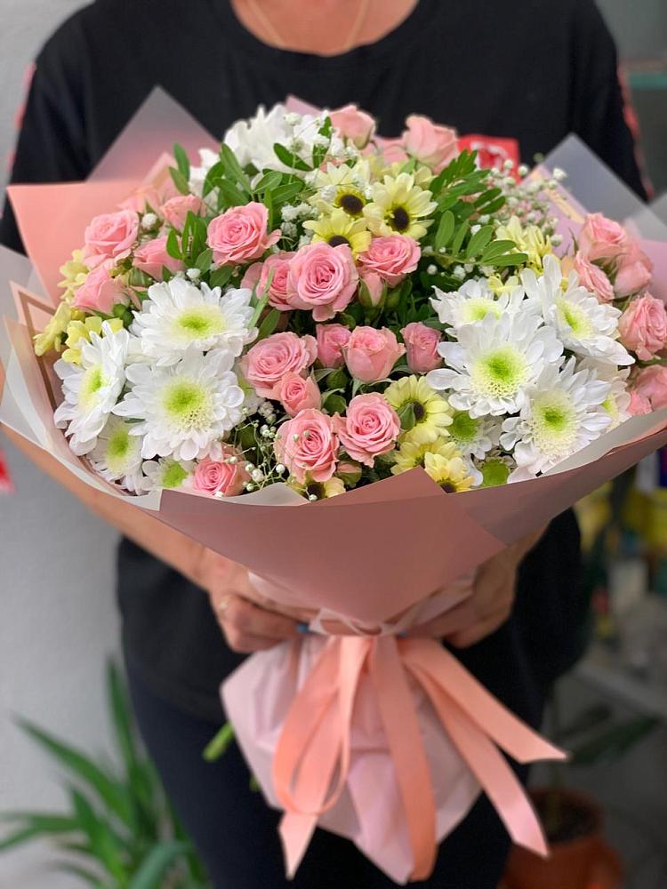 Букет цветов из: Розы и Хризантемы в Краснозёрском