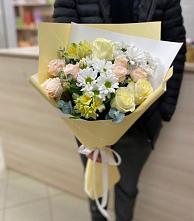 Букет цветов из:  Альстромерии, Розы и Хризантемы в Краснозёрском