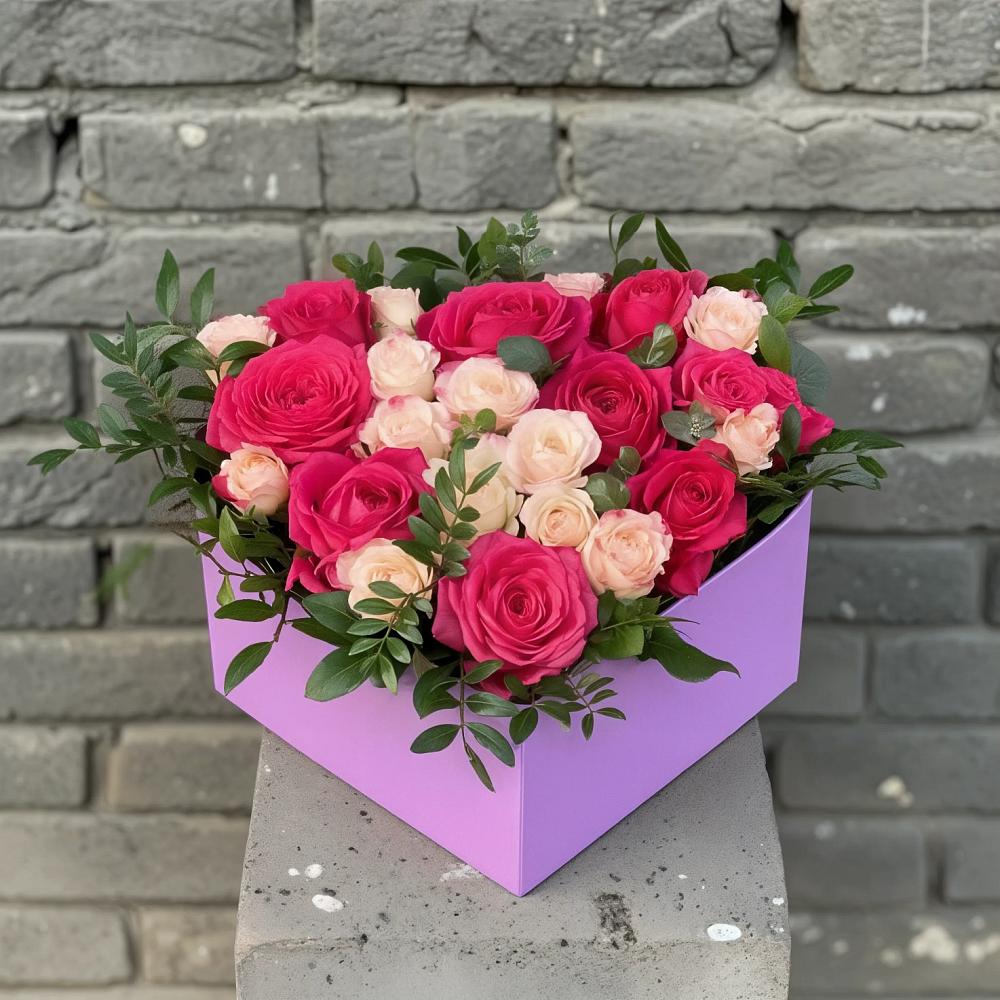 Цветочная композиция из Розы в коробке в Краснозёрском