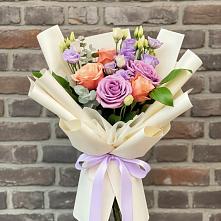 Букет цветов из:  Лизиантусы и Розы #REPLACE_PRED# Краснозёрском