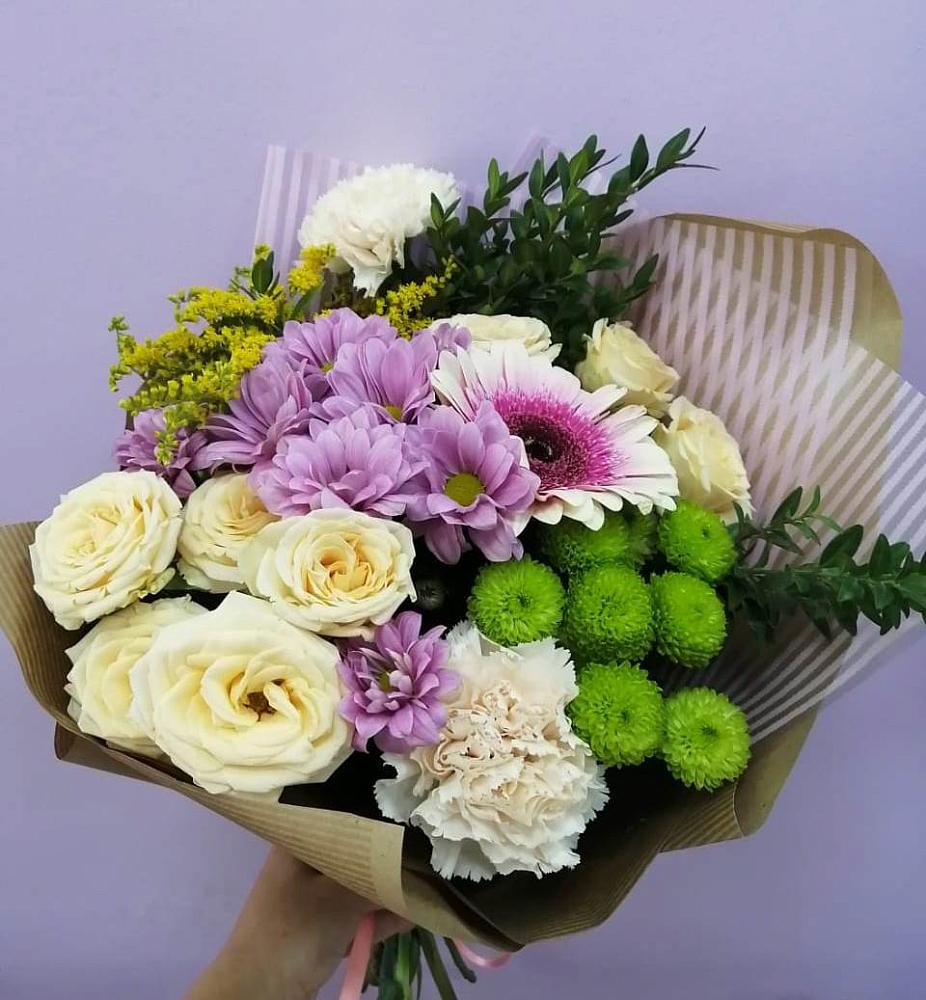 Букет цветов из: Хризантемы, Розы, Гвоздики и Герберы в Краснозёрском