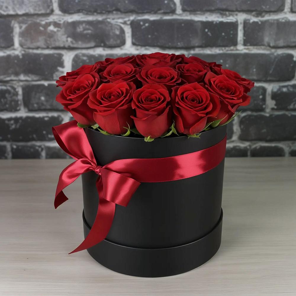 Цветочная композиция из Розы в шляпной коробке в Краснозёрском