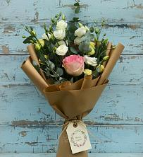 Букет цветов из:  Розы и Лизиантусы в Краснозёрском