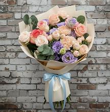 Букет цветов из:  Розы, Лизиантусы и Гвоздики в Краснозёрском